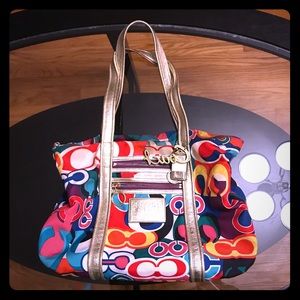 OFFERS? Coach Poppy Tote